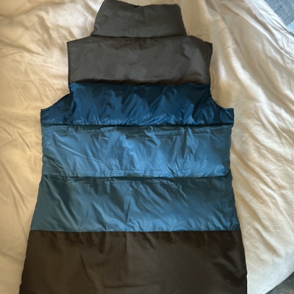 Cotopaxi Solazo down vest - small - Picture 5 of 5
